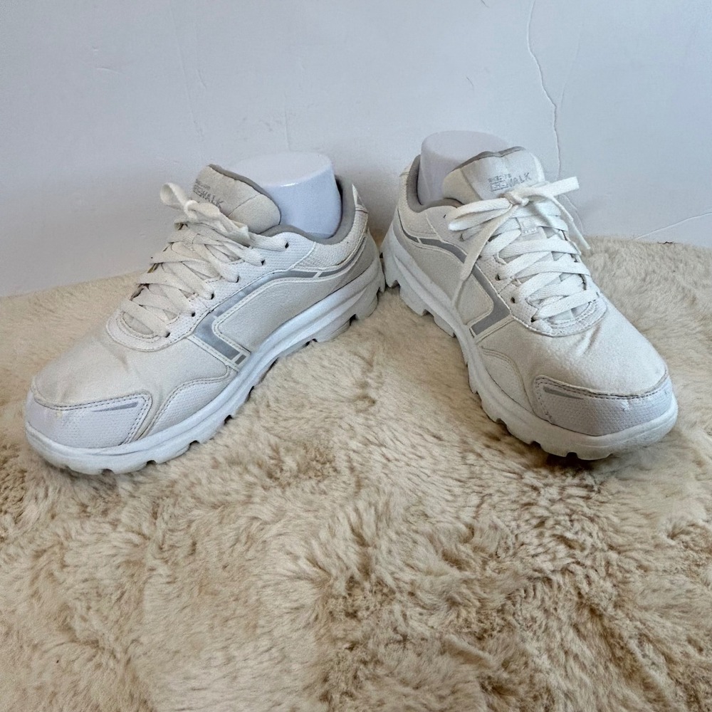 Skechers GOwalk V-Stride Athletic Walking Sneakers White Silver Womens 7.5